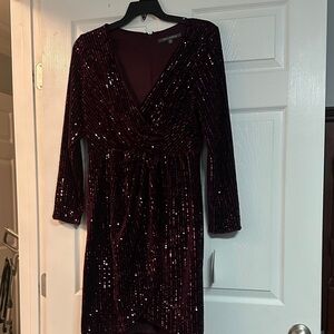 Julia Jordan Burgundy Long Sleeve Sequin Dress